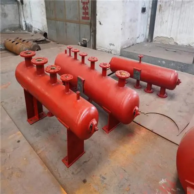 盘龙分集水器安装高度